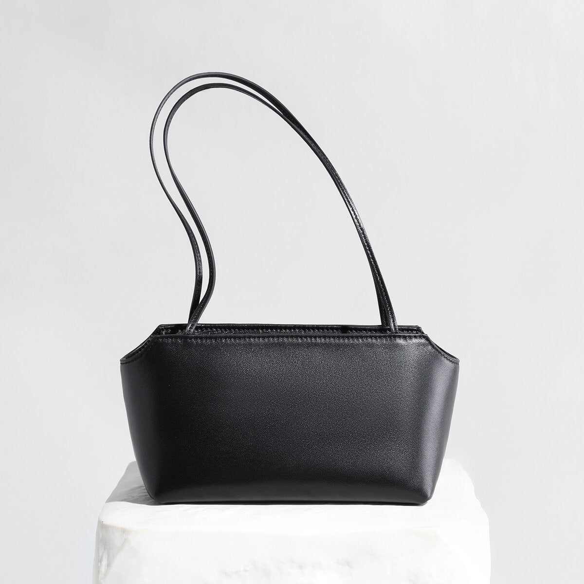 The Structured Leather Shoulder Bag